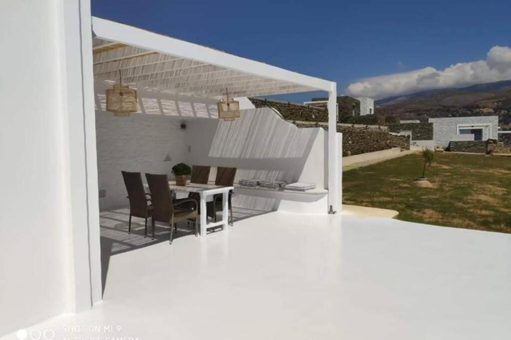 Eolia Luxury Suites Andros Баци Екстериор снимка